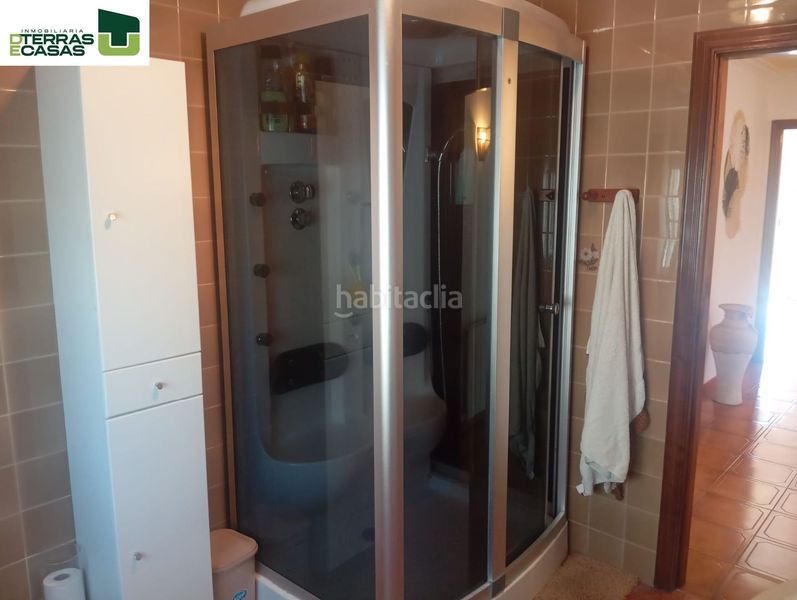 Foto 627e29f8-f64f-4a00-a7f7-8bfa044fb1f6. Xalet amb calefacció aparcament a Bueu