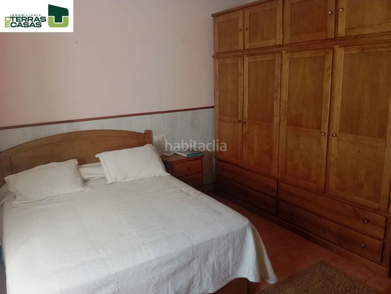 Foto 87c70e94-7e5b-4648-8e51-227d05b85f47. Xalet amb calefacció aparcament a Bueu