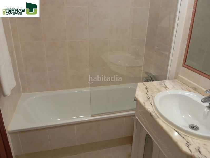 Foto b3b5f631-a28f-449d-8eb3-7bb179f5a0b7. Pis amb calefacció aparcament a Zona Fernández Labreda Pontevedra