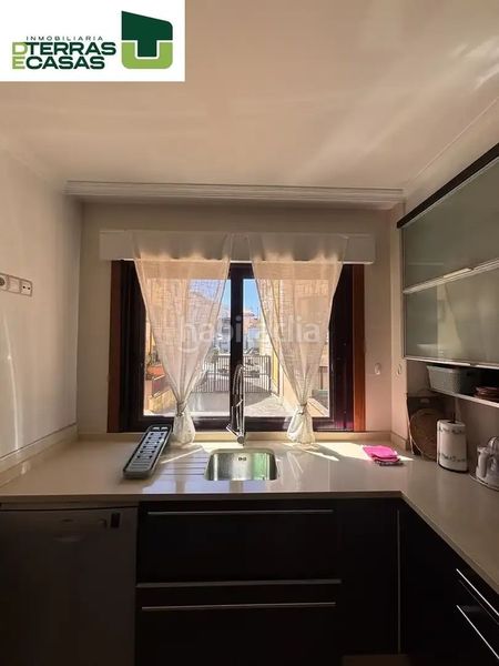 Foto 2ee39b85-76a6-4019-b8e2-c68be3b31197. Etagenwohnung mit parking in Grove (O)