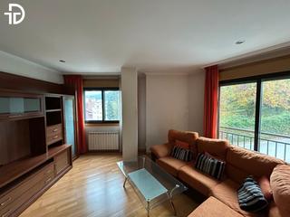 Appartamento  Rúa pintor virxilio blanco. Piso en venta en pontevedra , con plaza de garaje