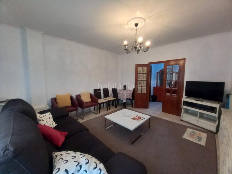 Foto e8582867-bae7-46ea-b3b1-fefc45a69a42. Etagenwohnung mit heizung in Cuntis