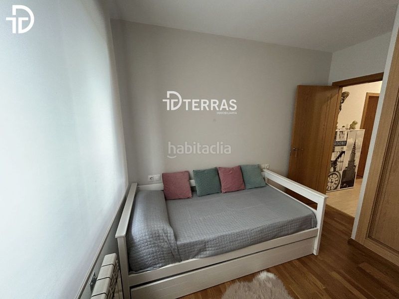 Foto 876f91f5-52a0-4385-9a33-d14a20a934a1. Pis amb calefacció aparcament a san xoán de Poio Poio