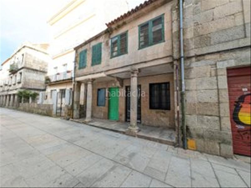 Foto 01d3bd5c-b0b3-4305-9a29-5517ce118aa2. Semi detached house with parking in Centro - Echegaray Pontevedra