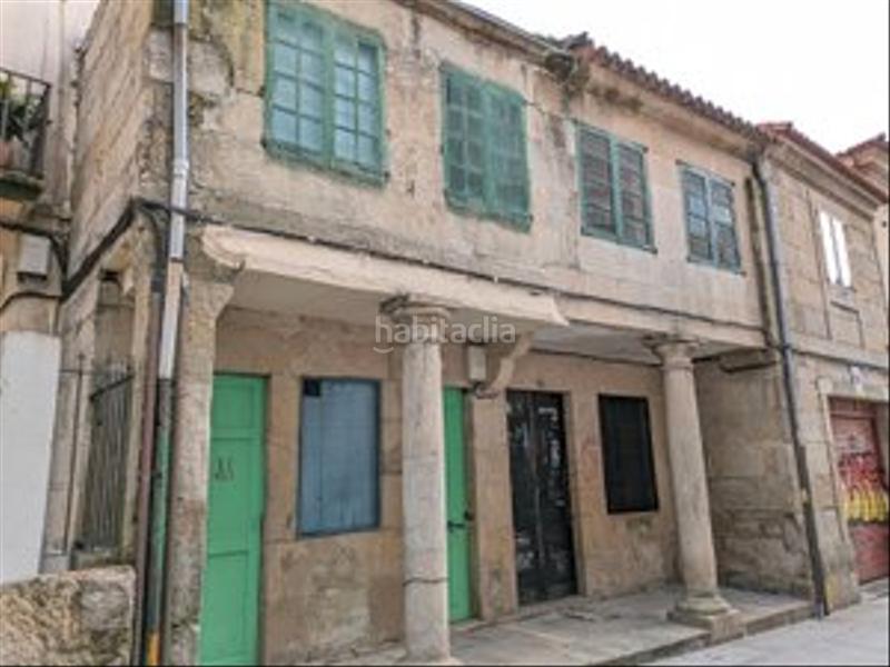 Foto c4c095e9-261e-4ee9-adda-7e0c84f97112. Semi detached house with parking in Centro - Echegaray Pontevedra