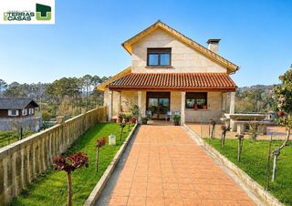 Maison  Cons. Casa en mourente, a tan sólo 7 minutos de pontevedra.