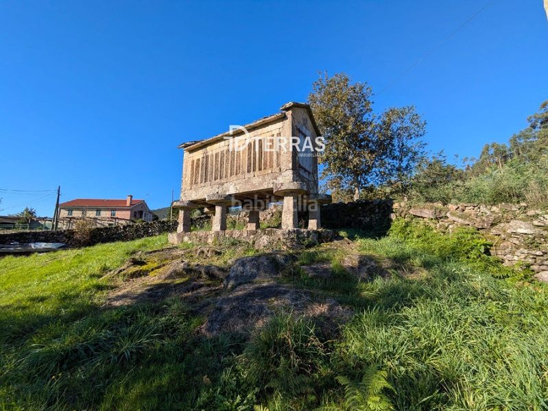 Foto 56f2e203-f7ce-48e3-84a5-88797d92399a. Casa a parada de tenorio 39 a Cotobade