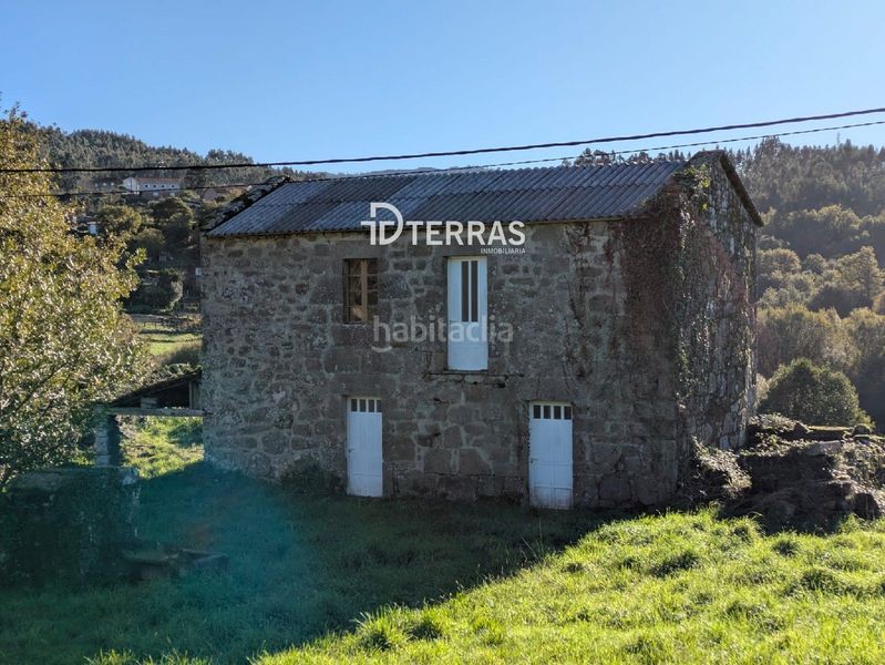 Foto bd532848-065d-4442-b8c8-cc54bb9d9844. Casa a parada de tenorio 39 a Cotobade