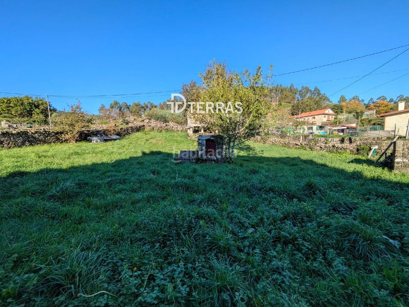 Foto c005ce90-6f9a-4e3b-a091-7f421337d4e3. Casa a parada de tenorio 39 a Cotobade