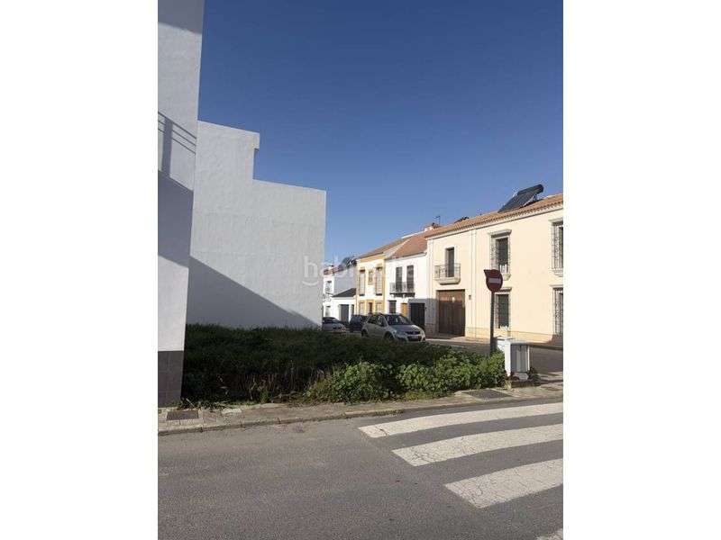 Foto a7d3d014-46ee-45c2-b3ed-aad026622102. Terreny residencial a Moguer