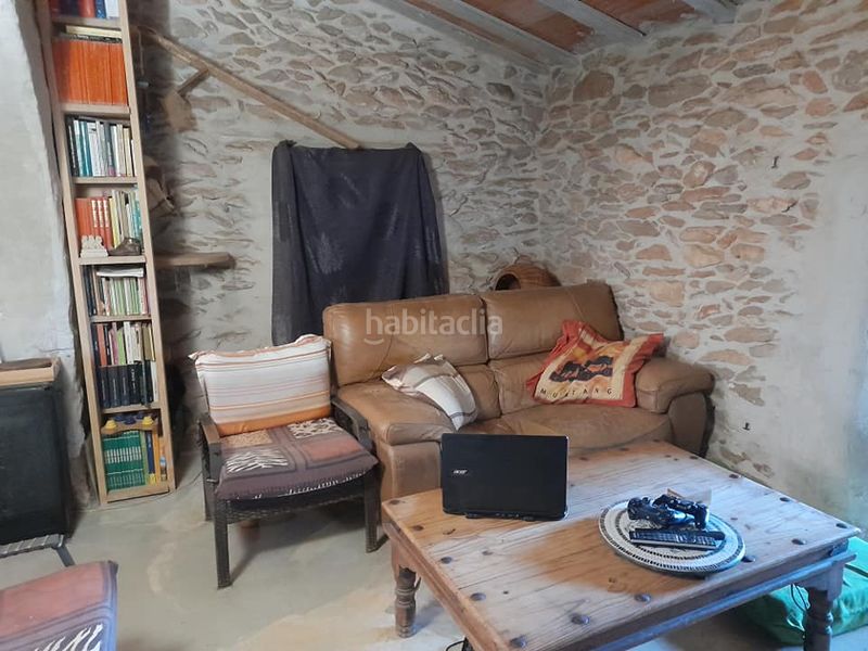 Foto f8d92724-08aa-4585-945b-143d4bea7cff. Masia a Llíber