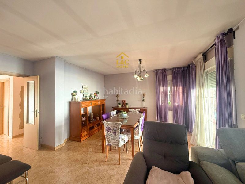 Foto be515c35-a5a6-4fc5-bfaf-dab74d1011b2. Casa amb calefacció aparcament piscina a Urbanizaciones Rivas - Vaciamadrid