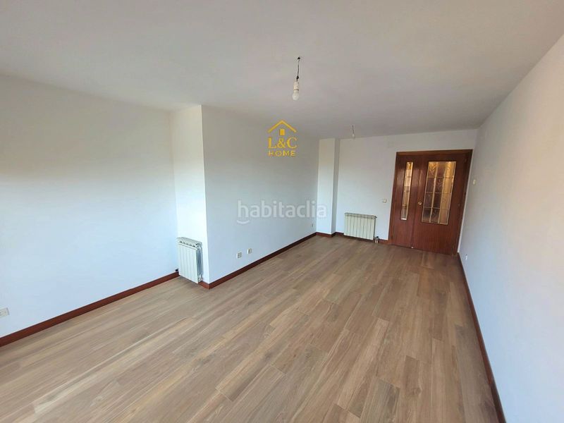 Foto c7d15abb-8602-4540-9ff0-bec2a79a5d78. Pis amb calefacció aparcament a Palomeras Sureste Madrid