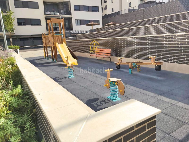 Foto 74e5ca00-d9f2-4a59-848c-2d43489061c9. Pis amb calefacció aparcament piscina a Centro Rivas - Vaciamadrid