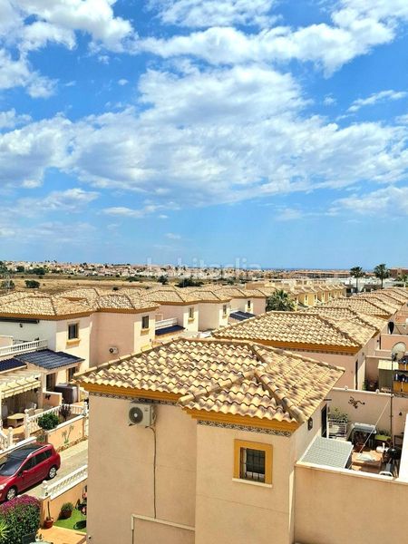 Foto 8ebac25f-61a0-4c93-878d-a9520ec11a9a. Apartament amb aparcament piscina a Lomas de Cabo Roig - Los Dolses Orihuela