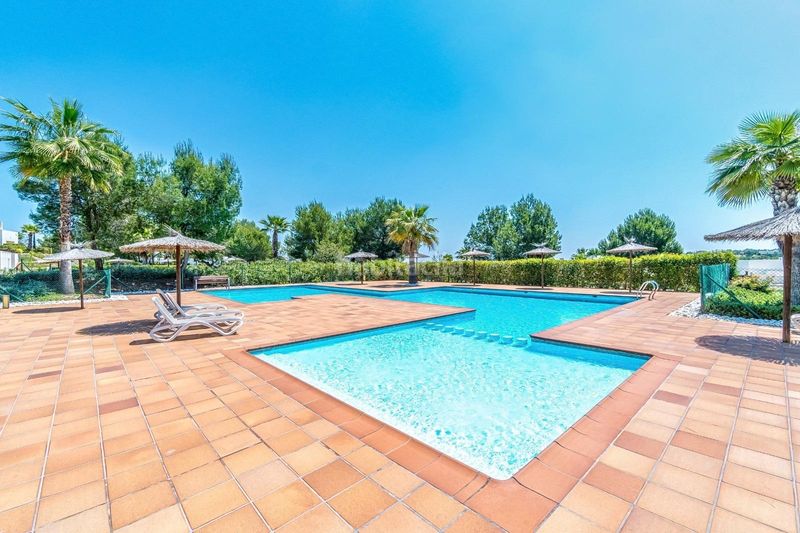 Foto 158ea7b4-3fce-4d59-ad3b-40ad226350c2. Apartament amb calefacció aparcament piscina a Campoamor Orihuela
