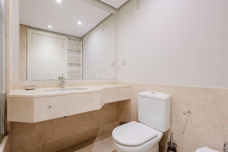 Foto e179932f-9ed7-481a-bfde-7f4e2b43f8ae. Apartament amb calefacció aparcament piscina a Campoamor Orihuela