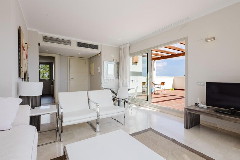 Foto e9f1c077-561b-45bd-92bf-b3e6f4a42397. Apartament amb calefacció aparcament piscina a Campoamor Orihuela