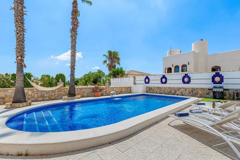 Foto 5e4ff0a5-6024-4380-9913-8bf5ee12cff3. Chalet in calle mimosa 64 in El Pinar de Campoverde Pilar de la Horadada