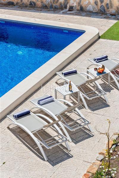 Foto 9b8cf7bc-7d65-49d6-b4ec-670fe76ab191. Chalet en calle mimosa 64 en El Pinar de Campoverde Pilar de la Horadada