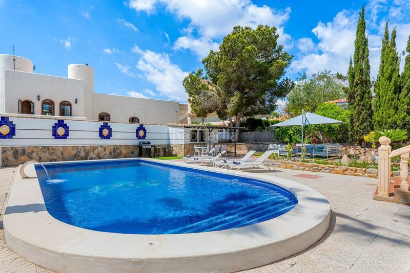 Foto 9f82aeae-ea4a-454b-8d22-a519ffc57405. Xalet a calle mimosa 64 a El Pinar de Campoverde Pilar de la Horadada