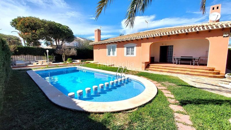 Foto 1d598c65-d4ee-4a24-8948-4cd6ed11daab. Xalet amb calefacció aparcament piscina a Cabo Roig Orihuela