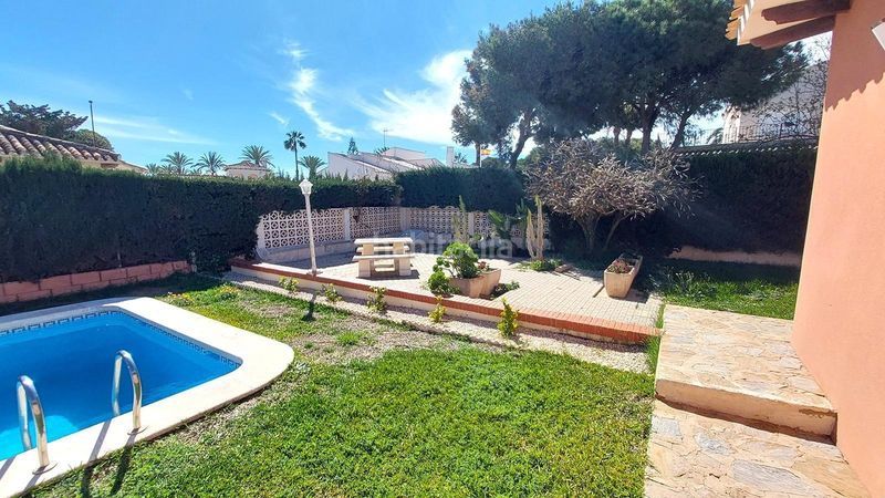 Foto eb8742bf-9935-4f21-bbab-49a434b3703f. Xalet amb calefacció aparcament piscina a Cabo Roig Orihuela