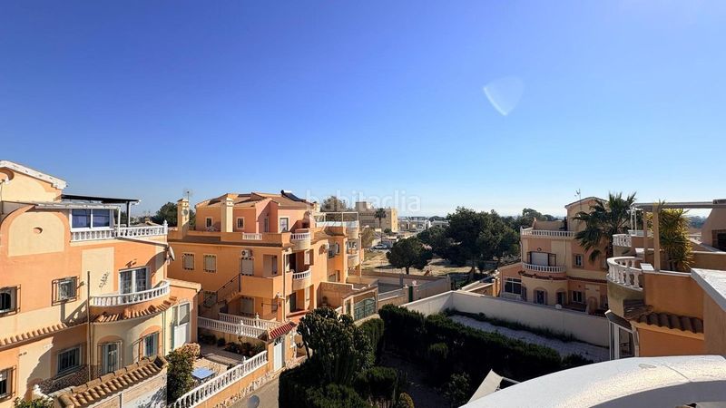 Foto 43a49401-e6c1-4703-b5d7-7ae1f249d18d. Casa amb aparcament piscina a Lomas de Cabo Roig - Los Dolses Orihuela