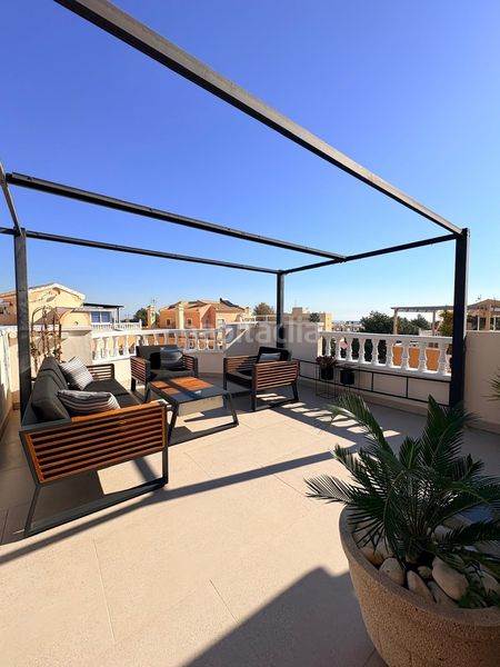 Foto 62c747d7-f003-437f-9676-dacbebbccb58. Casa amb aparcament piscina a Lomas de Cabo Roig - Los Dolses Orihuela