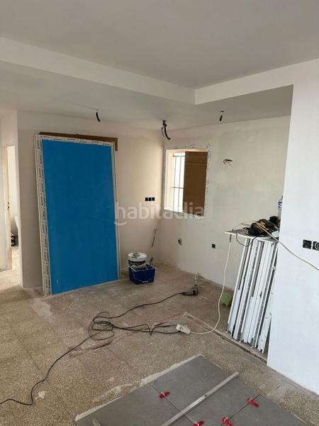 Foto d1c30e0c-03ee-4ee1-a9b1-d381e587540f. Flat in carrer cl gumersindo 41 in Las Piscinas Naturales Torrevieja