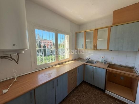 Foto f811946e-fd23-440b-ac23-b2284deb164c. Casa amb aparcament a Los Balcones-Los Altos Torrevieja
