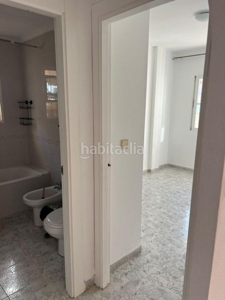 Foto abb21166-2f87-475c-845e-0e38f75cfd39. Planta baixa amb aparcament piscina a Playa Flamenca Orihuela