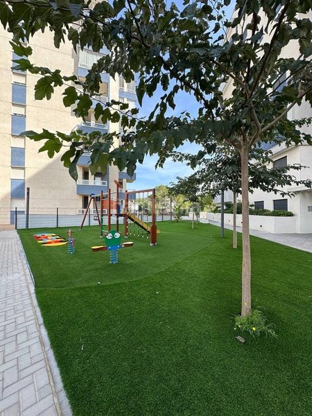 Foto 35c9ed71-f255-48e8-950e-fb6fc815b7ba. Apartament amb calefacció aparcament piscina a Campoamor Orihuela
