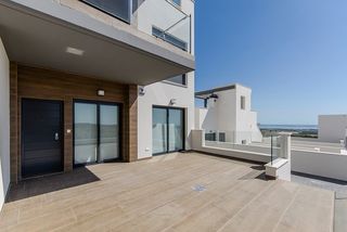 Haus en San Miguel de Salinas. Bungalows de nueva construcci�n en san miguel de salinas