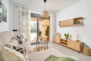 Pis  Almeria. Piso de 3 habitaciones de obra nueva junto al mar en torrox cost