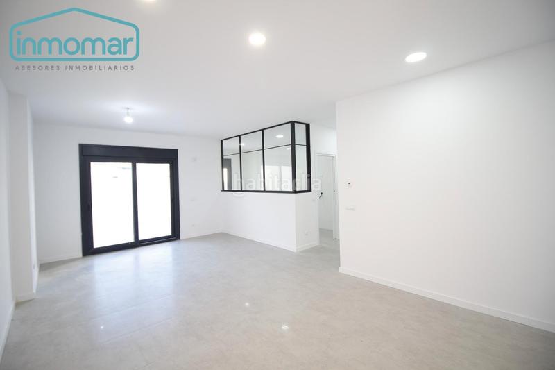 Foto 127f7b8c-526e-4095-b924-586c152234d4. Casa adossada amb calefacció aparcament a Argés