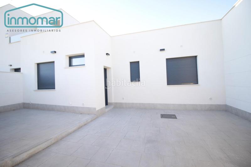 Foto 2019f2c7-098c-4606-8ff8-d4ac693db466. Casa adossada amb calefacció aparcament a Argés