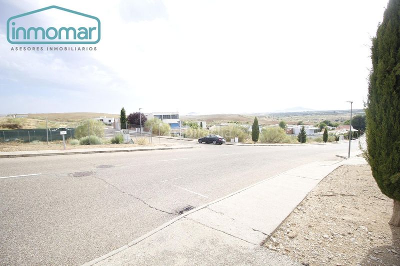 Foto 49824486-131f-4d64-8856-f74c4c43e94a. Terreny residencial a Layos