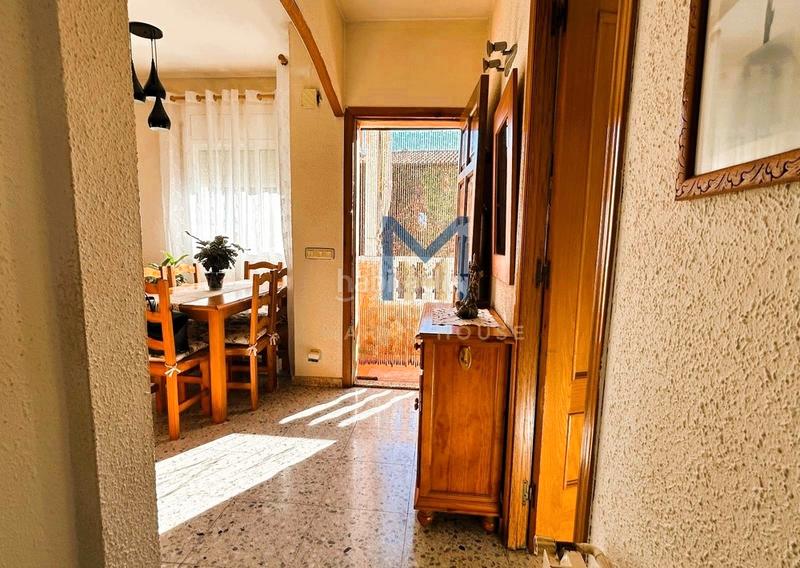 Foto ab4c773c-96e8-47a3-a3e0-597f4602e3bb. House with fireplace heating parking pool in Montbarbat Maçanet de la Selva