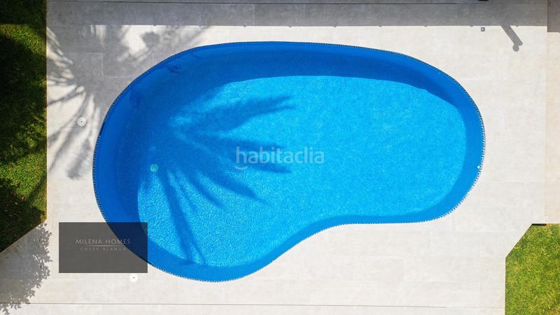 Foto f39de734-bb66-4b08-a7c2-b6701372c188. Xalet amb piscina a Cabo Roig Orihuela