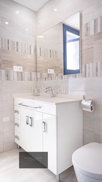 Foto b9e81477-68cf-4cd7-a96a-542827bc288c. Àtic amb calefacció aparcament piscina a Punta Prima Torrevieja