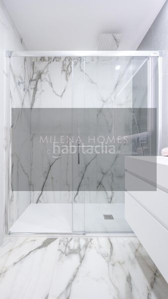 Foto 376f527c-59b0-4283-a7ac-05f150b949f6. Apartament amb aparcament piscina a Playa Poniente Benidorm