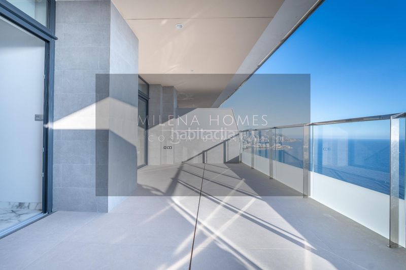 Foto 5216715a-3a7d-4839-825a-0a9c58544ed9. Apartament amb aparcament piscina a Playa Poniente Benidorm