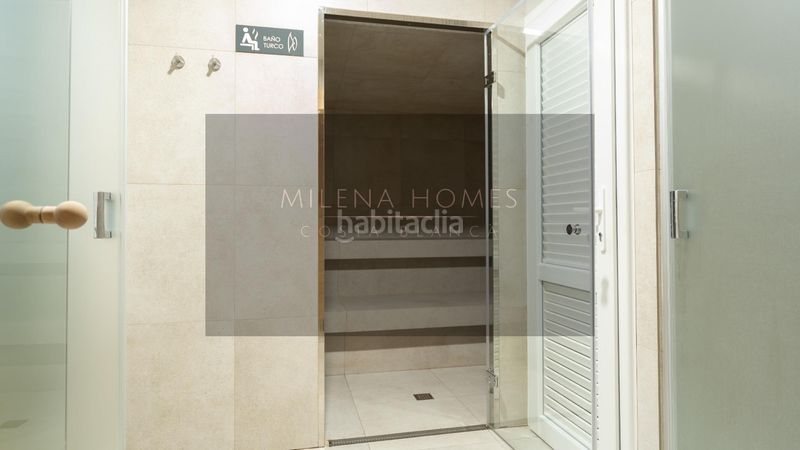 Foto 678f1237-fd0c-4a51-8646-3f355dd4f7cd. Apartament amb aparcament piscina a Playa Poniente Benidorm