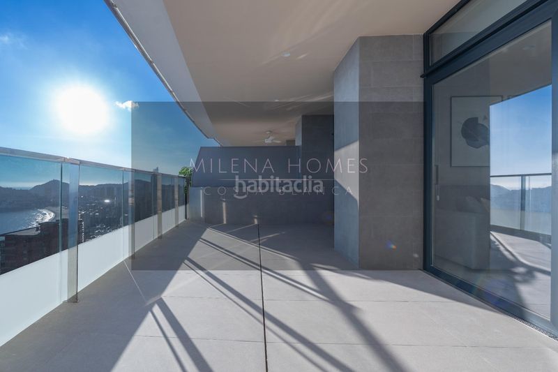 Foto 6e53f863-2be2-455a-a636-38281e5a2cce. Apartament amb aparcament piscina a Playa Poniente Benidorm