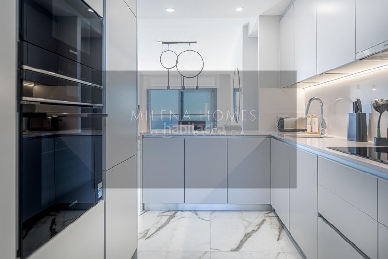 Foto f4fb9e36-f722-42bb-b8e9-c580646e523b. Apartament amb aparcament piscina a Playa Poniente Benidorm