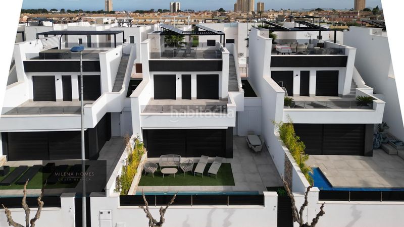 Foto 060d0fed-5146-4597-a2a0-8dc0d35d3f34. Chalet villa exclusiva con piscina privada a 1.000 m del mar menor Santiago de La Ribera en San Javier