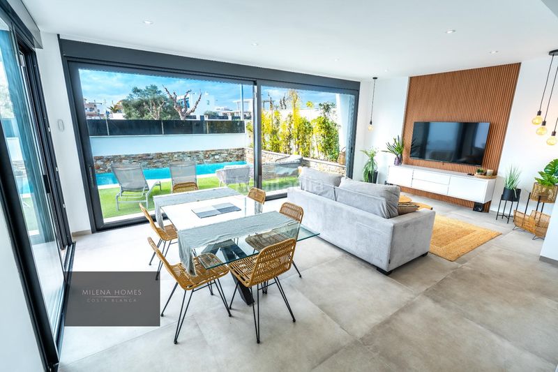 Foto b1c5505a-fb87-46fd-b656-93b9e407b08a. Chalet villa exclusiva con piscina privada a 1.000 m del mar menor Santiago de La Ribera en San Javier