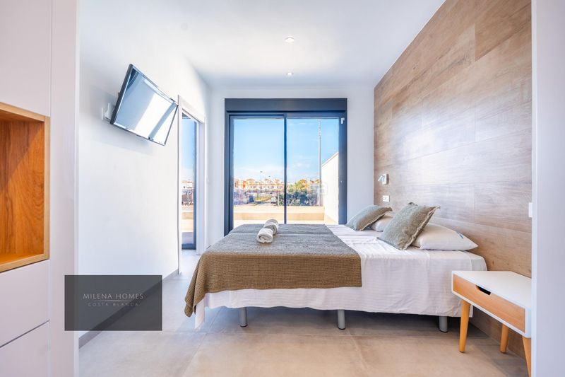 Foto fff0921d-a546-42af-9ee5-c4f17f3f419e. Chalet villa exclusiva con piscina privada a 1.000 m del mar menor Santiago de La Ribera en San Javier