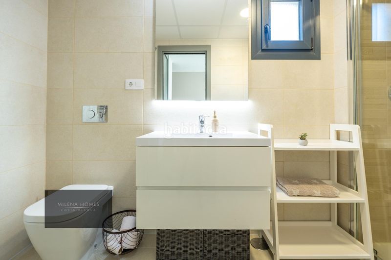 Foto ad1f60eb-3474-490f-9952-79bf1f430ba2. Apartament amb calefacció aparcament piscina a Playa Flamenca Orihuela